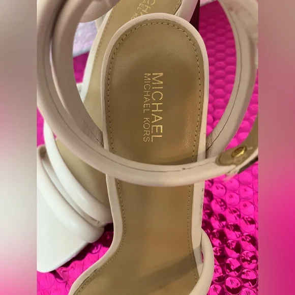 Michael Michael Kors ecru ivory leather strappy wooden heels 6.5 - Picture 5 of 9
